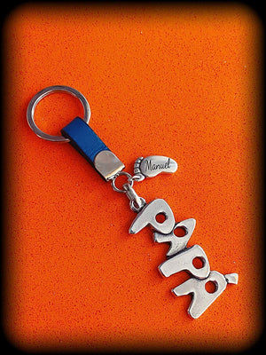 Personalized Thanksgiving Family Keychain With Custom Name