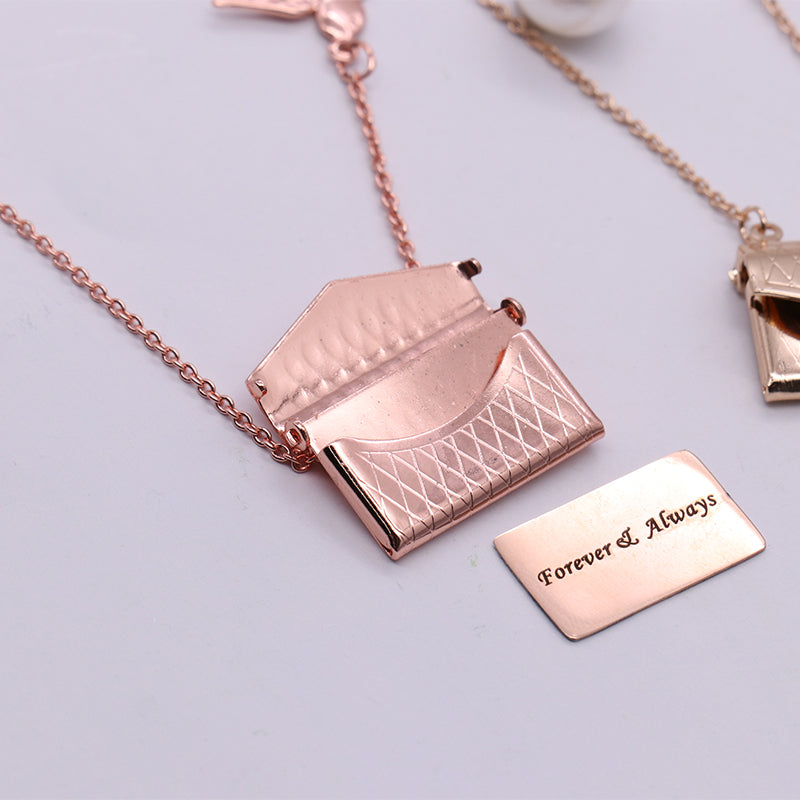 Valentine's Day Pre-Sale! Personalised Photo Engraved Handbag Necklace
