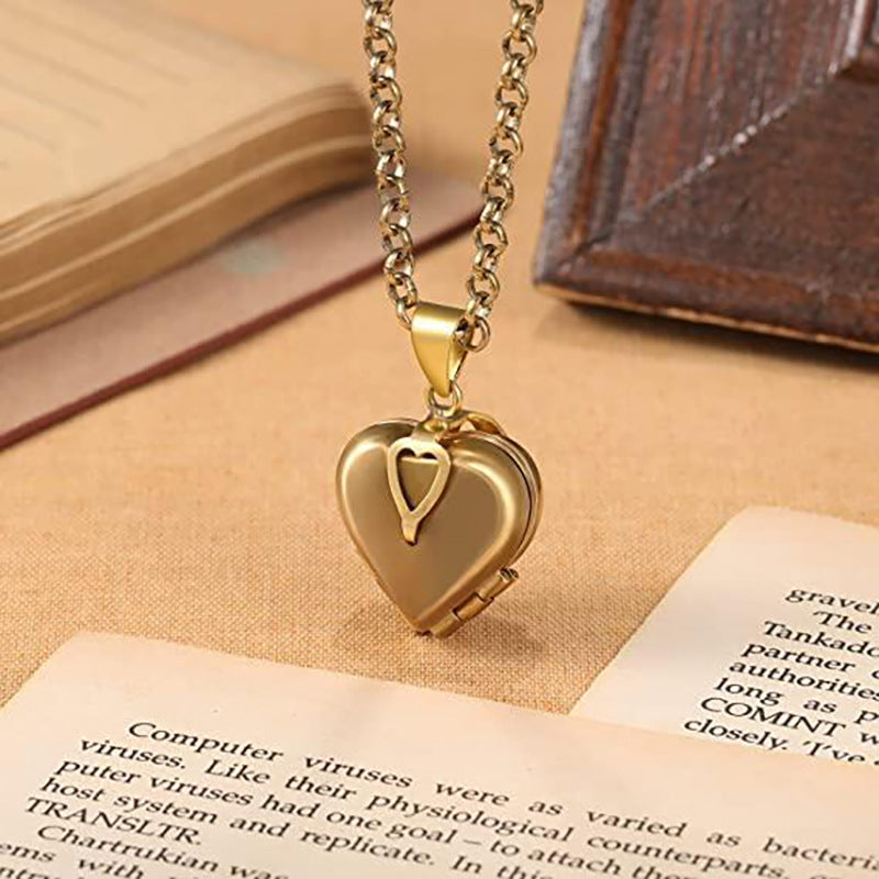 Mother's Day Gift! Personalized Heart Locket Necklace With Photo